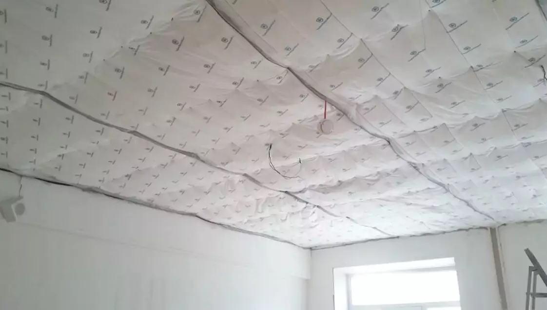 Звукоизоляция потолка – чем можно защититься от шума